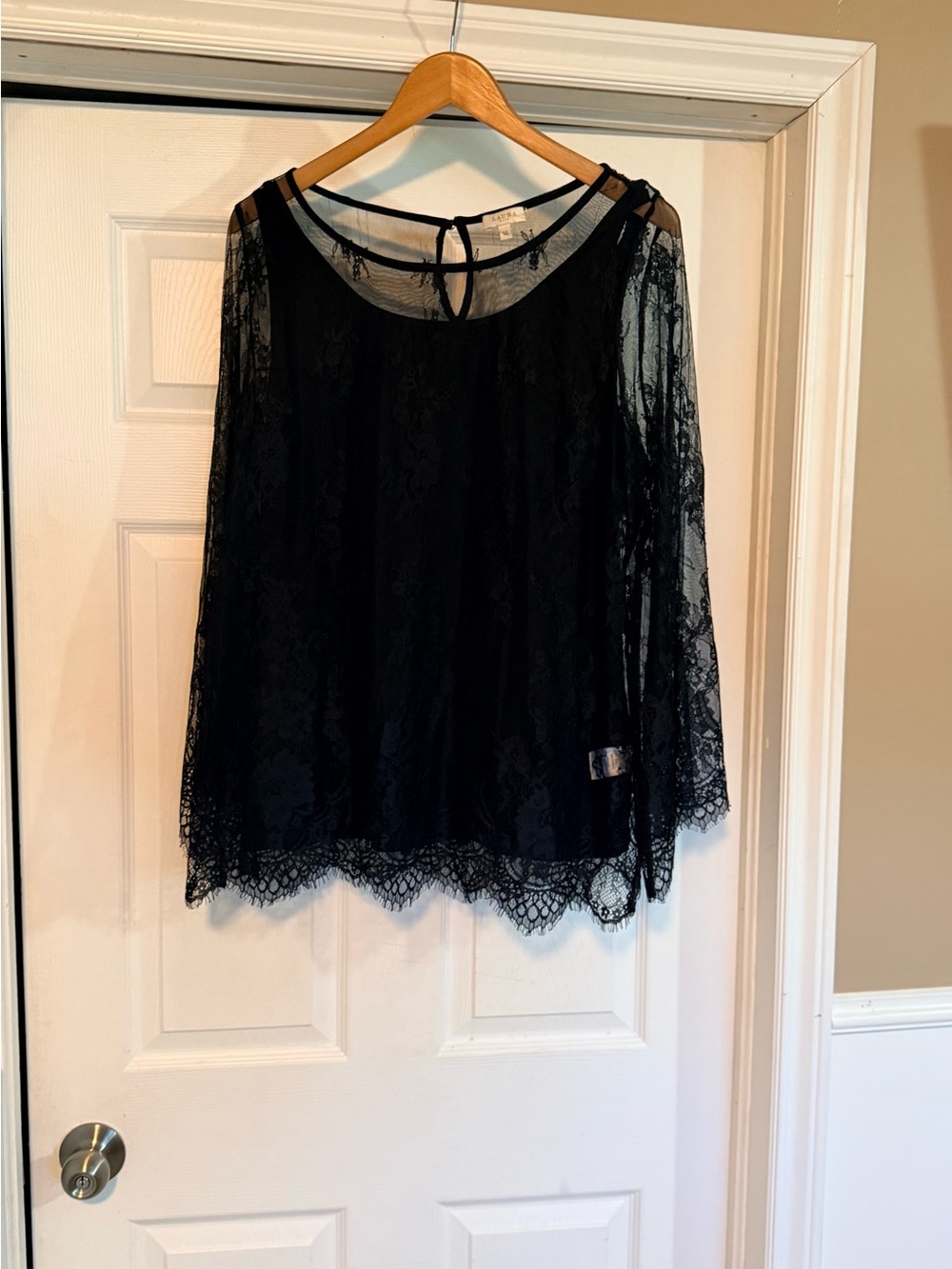 Black Lace Long-Sleeve Women's Top - Elegant Sheer Overlay - Picture 6 of 13